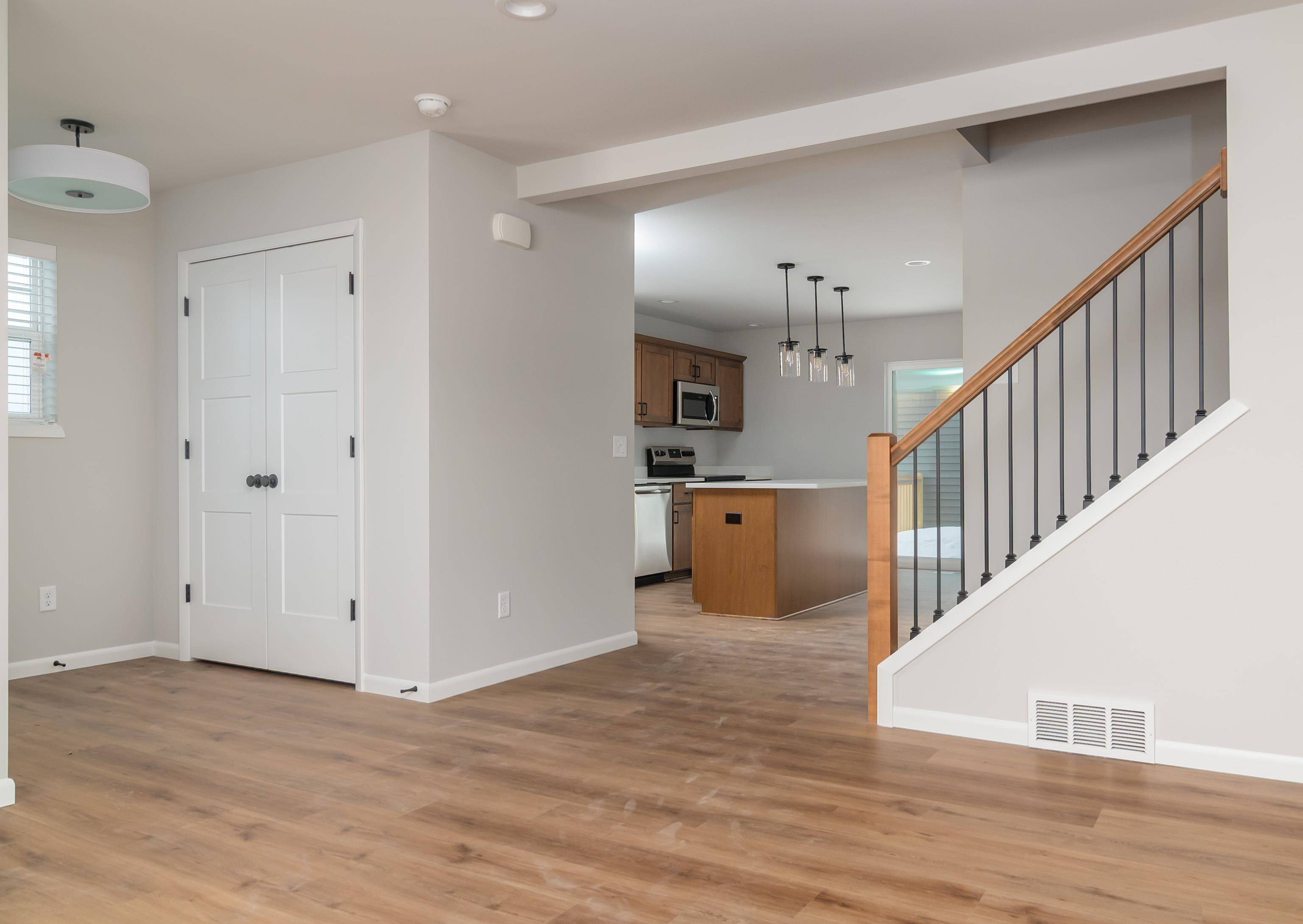 Waunakee, WI 53597,673 HILLCREST Drive