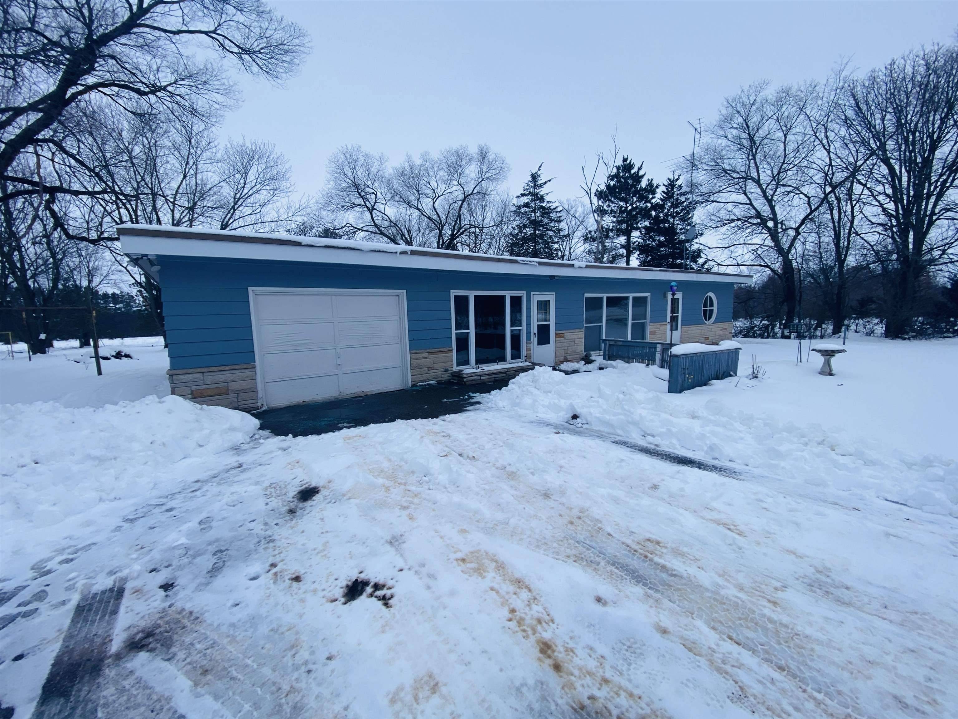 Oxford, WI 53952,3291 5th Lane