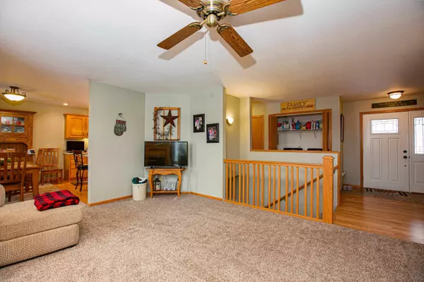 Benton, WI 53803,55 Zephyr Street