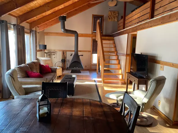 379 & 381 Woodbridge Way, Nekoosa, WI 54457
