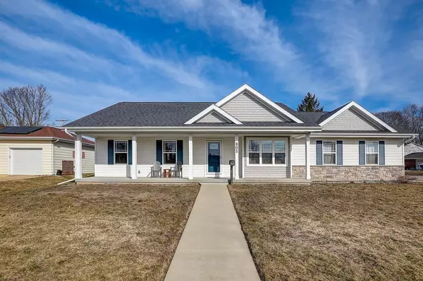 805 Hemlock Street, Sauk City, WI 53583