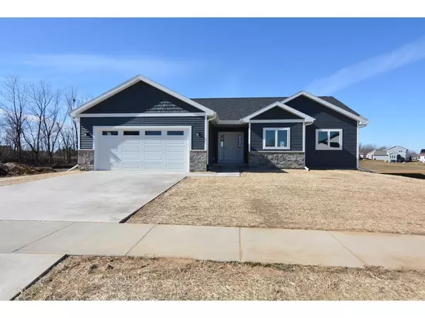 105 Douglas Drive, Brooklyn, WI 53521