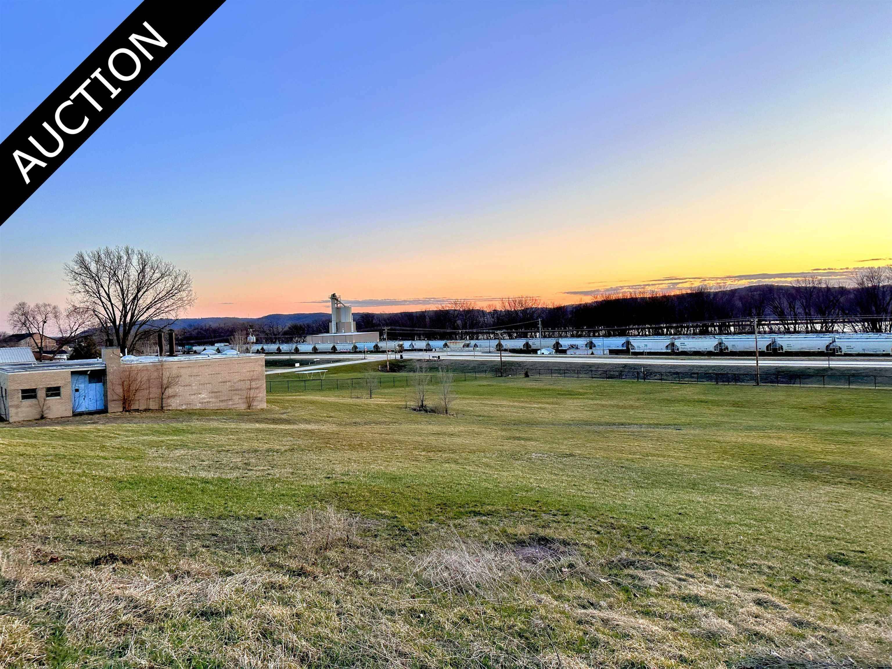 601 S Beaumont Road, Prairie Du Chien, WI 53821