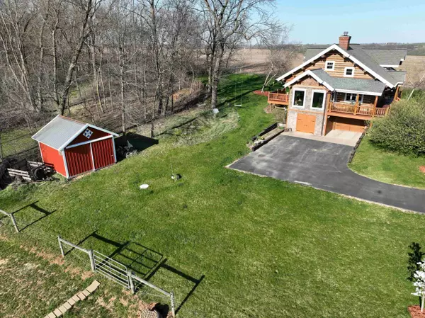 Platteville, WI 53818,1502 Waterfall Road