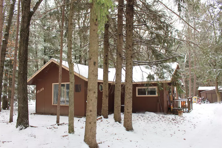 W4661 S Pearl Lake Road, Redgranite, WI 54970