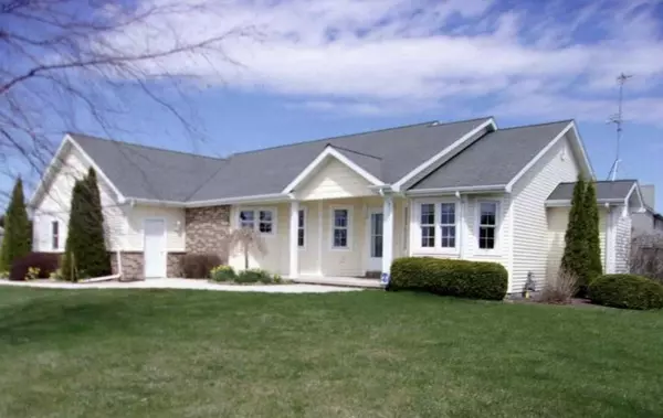 5735 Wind Dancer Court, Sheboygan, WI 53081