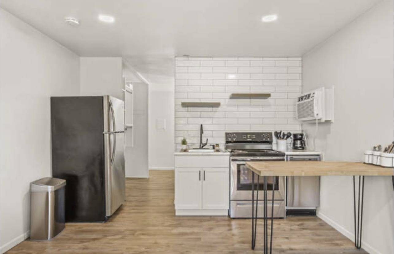 514 E Mifflin Street, Madison, WI 53703