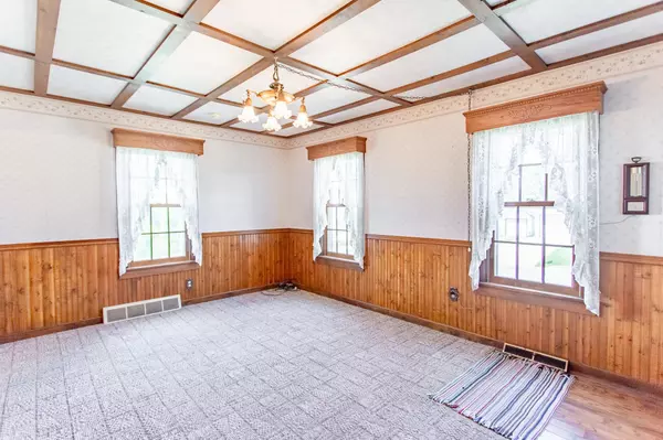 South Wayne, WI 53587,205 W Prospect Street