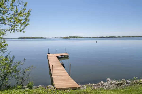 Fox Lake, WI 53933,W10537 Blackhawk Trail