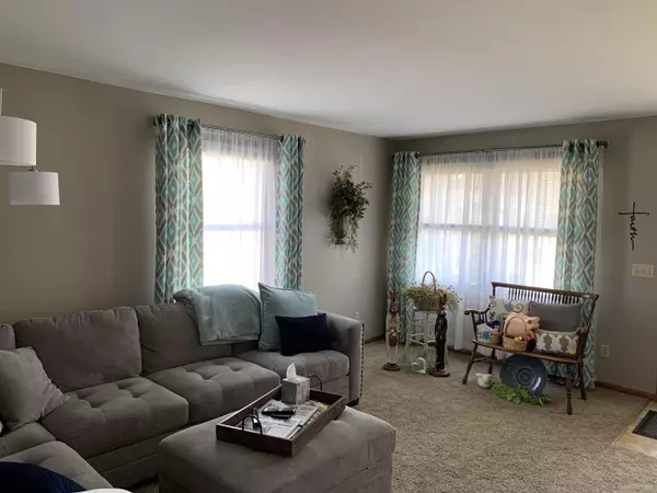 524-528 Kings Lynn Road,  Stoughton,  WI 53589
