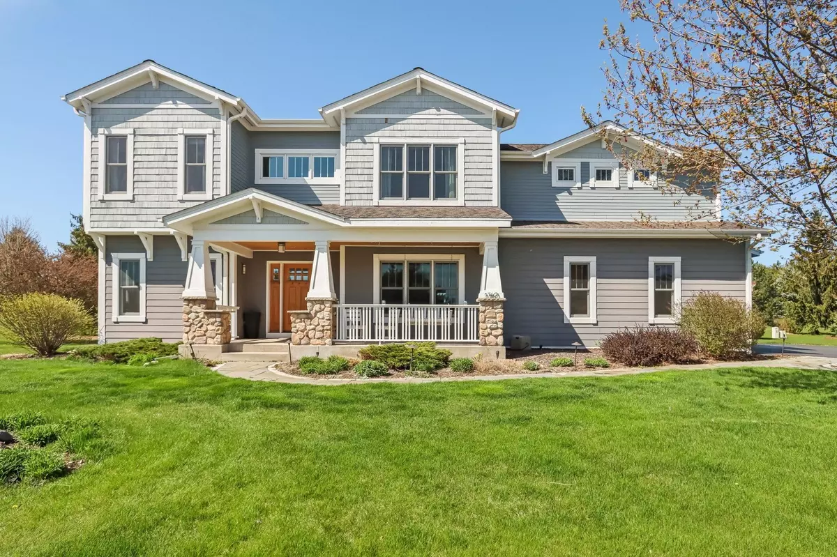 Oconomowoc, WI 53066,1740 River Lakes Road North