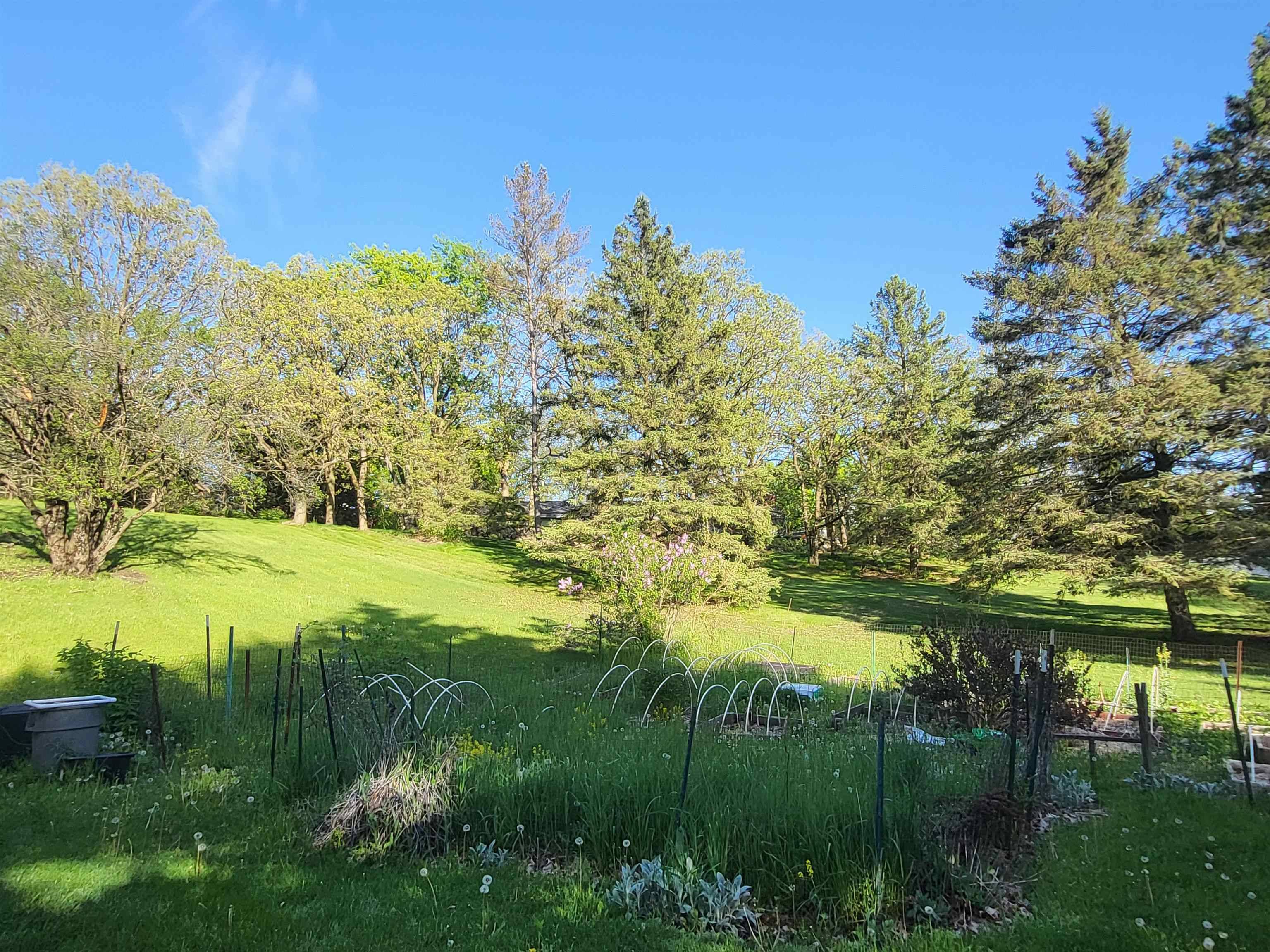 Wales, WI 53183-9754,306 S Welsh Road