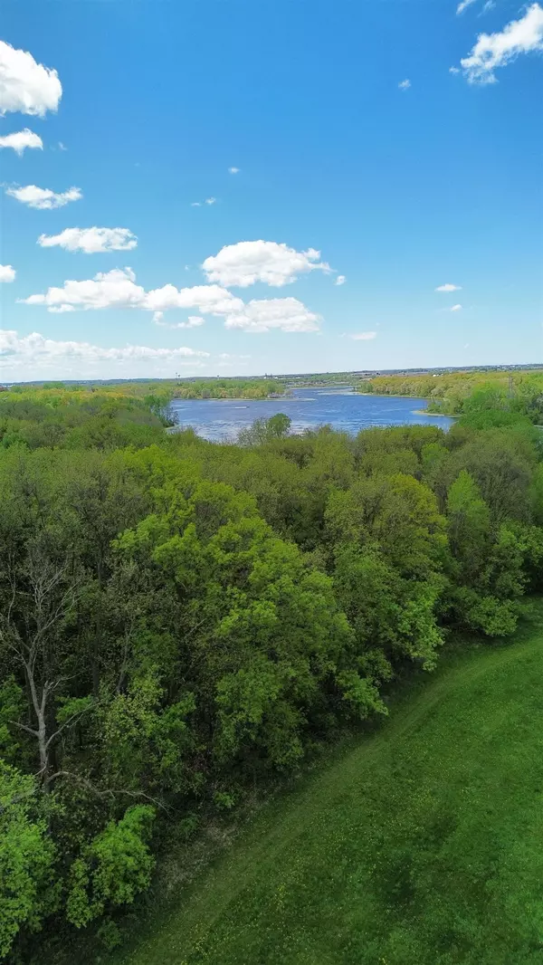 Fall River, WI 53932,L3 Oak Shore Drive