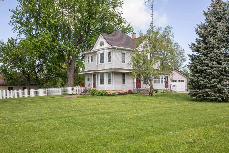 208 E Mineral Street, Montfort, WI 53569
