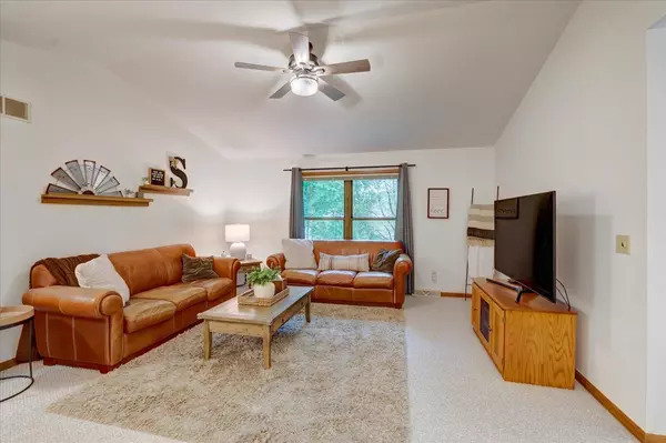 Poynette, WI 53955,438 W Seward Street