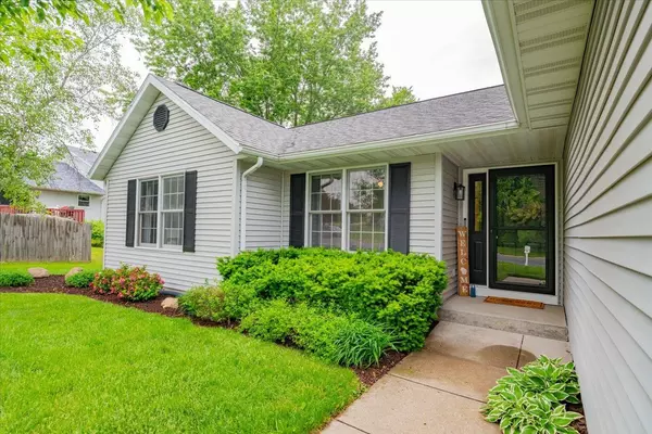 Poynette, WI 53955,438 W Seward Street