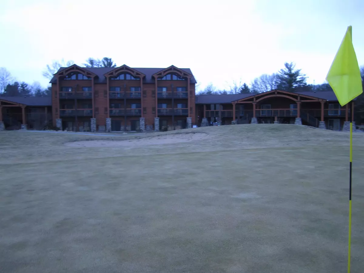 Wisconsin Dells, WI 53965,2504 River Road #7305