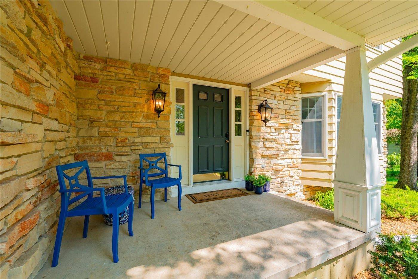 Verona, WI 53593,7798 Cherry Wood Lane