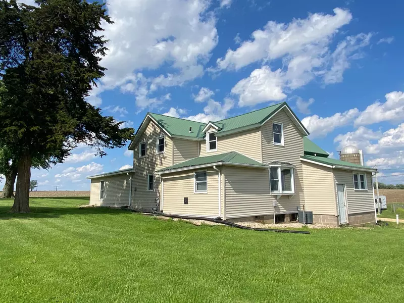 2951 Highway 80, Montfort, WI 53569