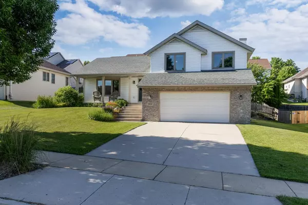 Sun Prairie, WI 53590,3152 Bookham Drive