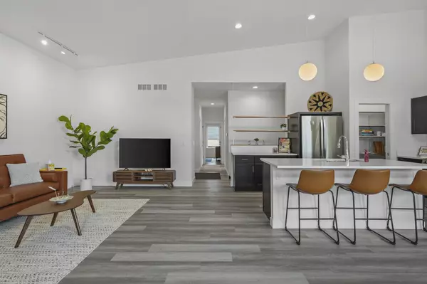 Poynette, WI 53955,110 Boneset Avenue