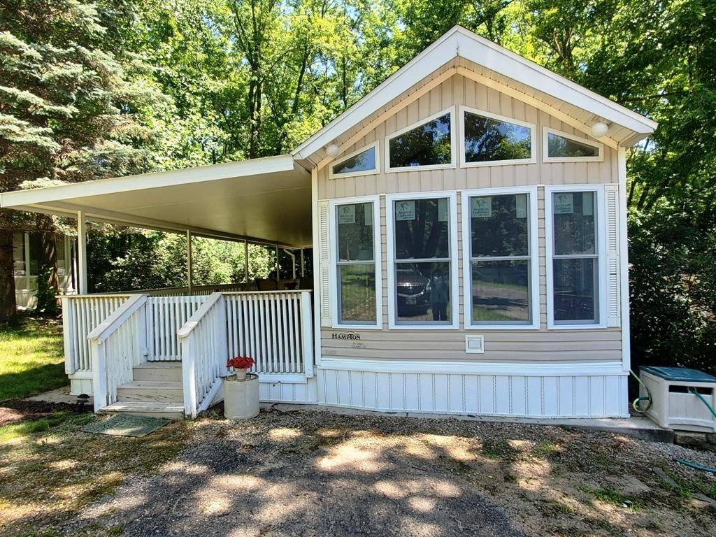 538 Glendale Drive, Edgerton, WI 53534