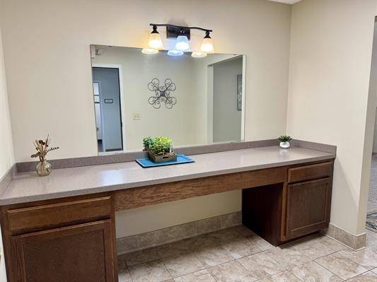 Sun Prairie, WI 53590,605 Chase Boulevard #106A