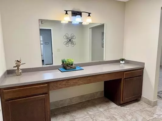 Sun Prairie, WI 53590,605 Chase Boulevard #106A