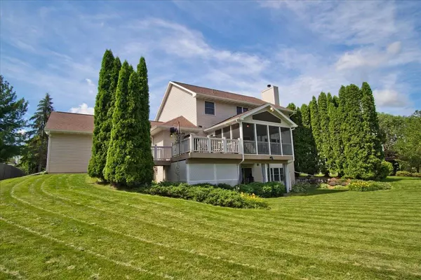 Sun Prairie, WI 53590,1810 Essex Drive