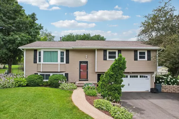 Madison, WI 53718,4581 Lotus Lane