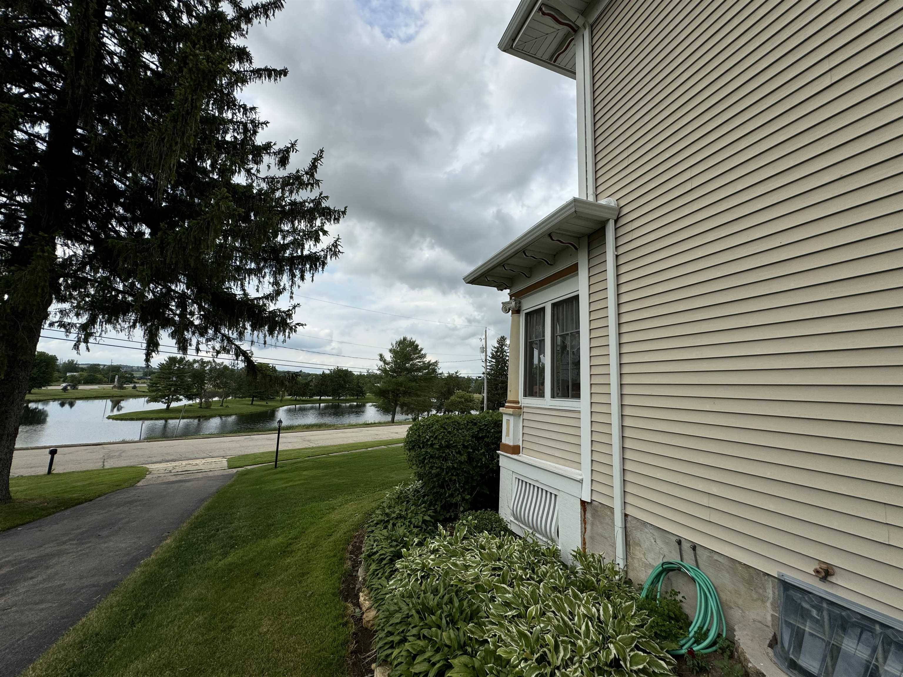 Monticello, WI 53570,333 Urban Road