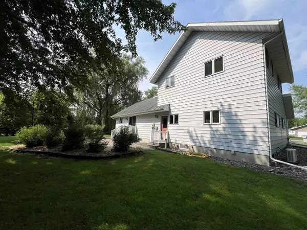 Stetsonville, WI 54480,142 S Powell Street