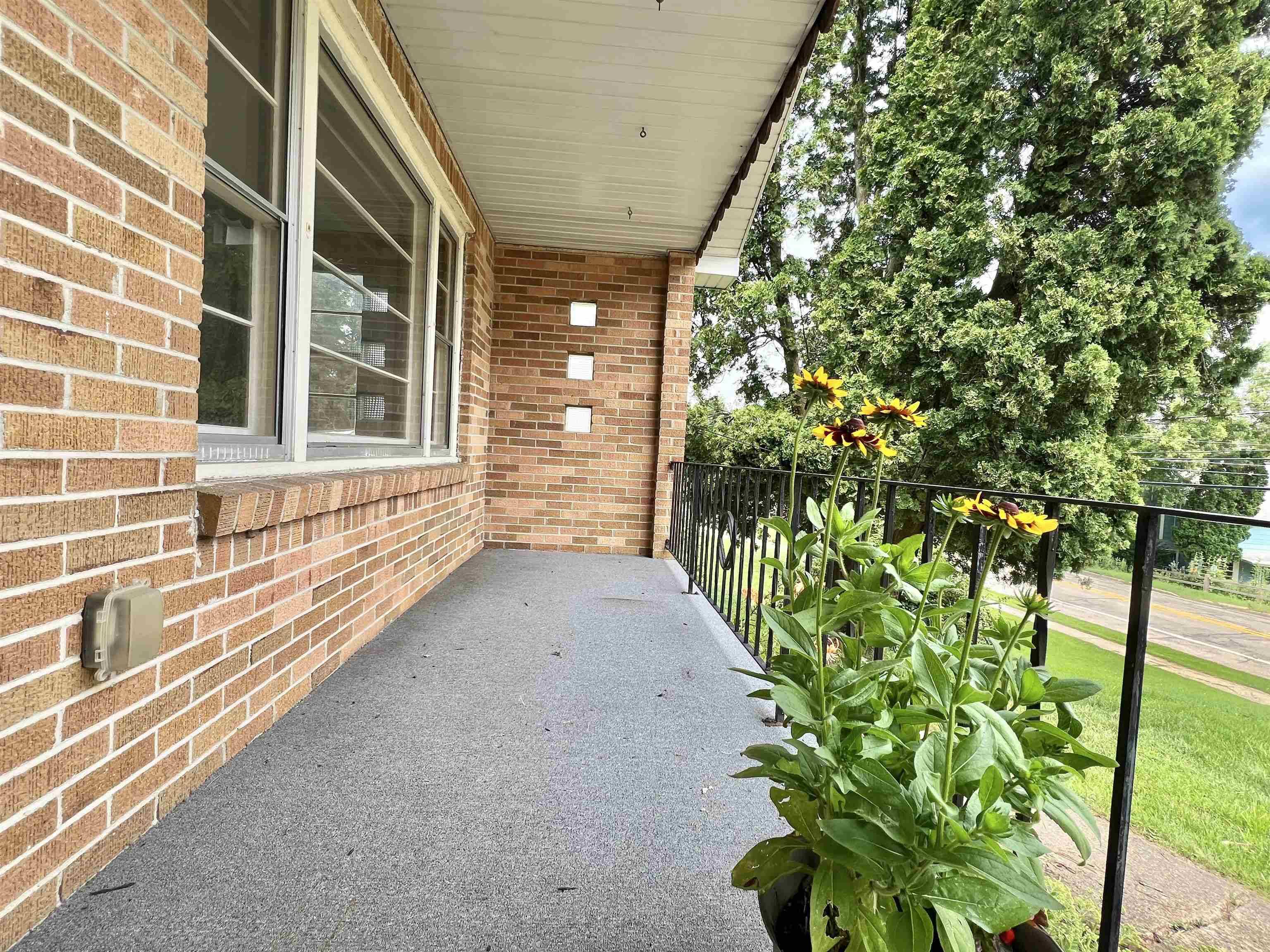 Mineral Point, WI 53565-0027,614 Commerce Street