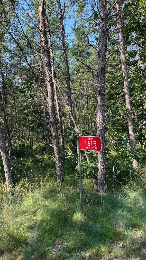 Nekoosa, WI 54457,1615 Campfire Road