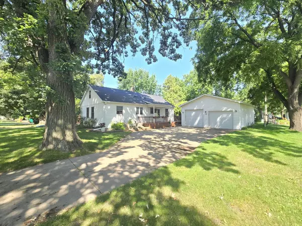 122 W Oshkosh Street, Ripon, WI 54971