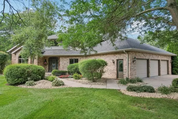 Sauk City, WI 53583,7377 Cedar Crest Drive