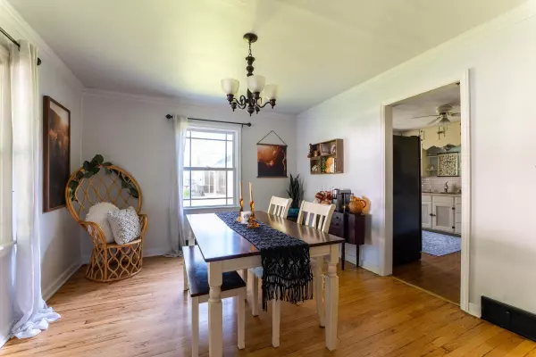 Brooklyn, WI 53521,308 N Rutland Avenue