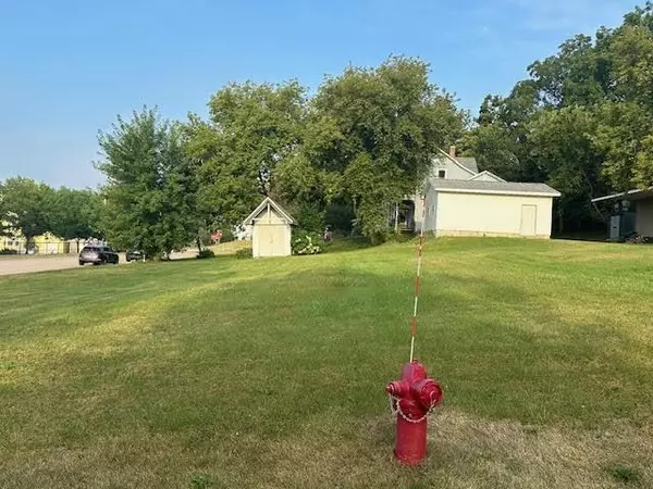 Deforest, WI 53532,612 Park Avenue