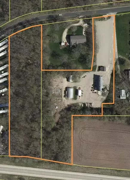 523 STATE FARM Road, Deerfield, WI 53531