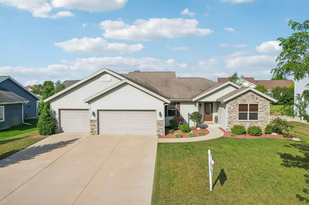 Prairie Du Sac, WI 53578,521 20th Street