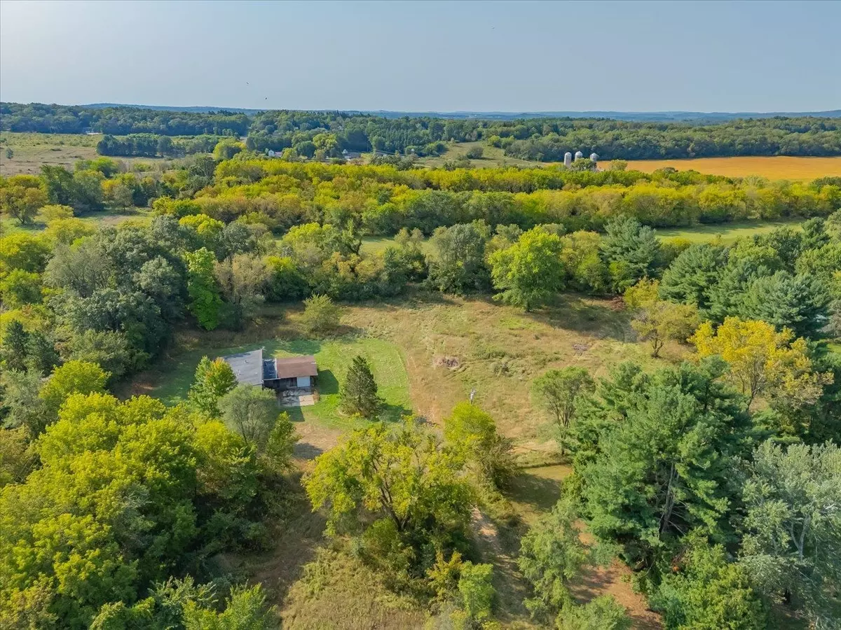 Pardeeville, WI 53954,W7503 Highway 16