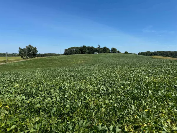 Hillpoint, WI 53937,259.78 Acres County Road G