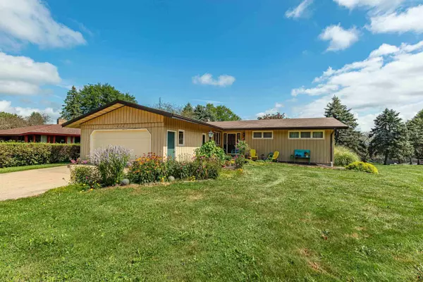 1306 2nd Street,  New Glarus,  WI 53574