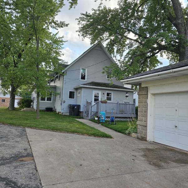 145 Lake Avenue, Montello, WI 53949