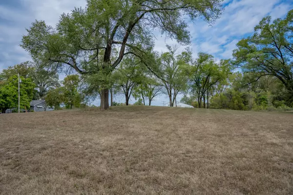 Mauston, WI 53948,0.3 acres Lincoln Street