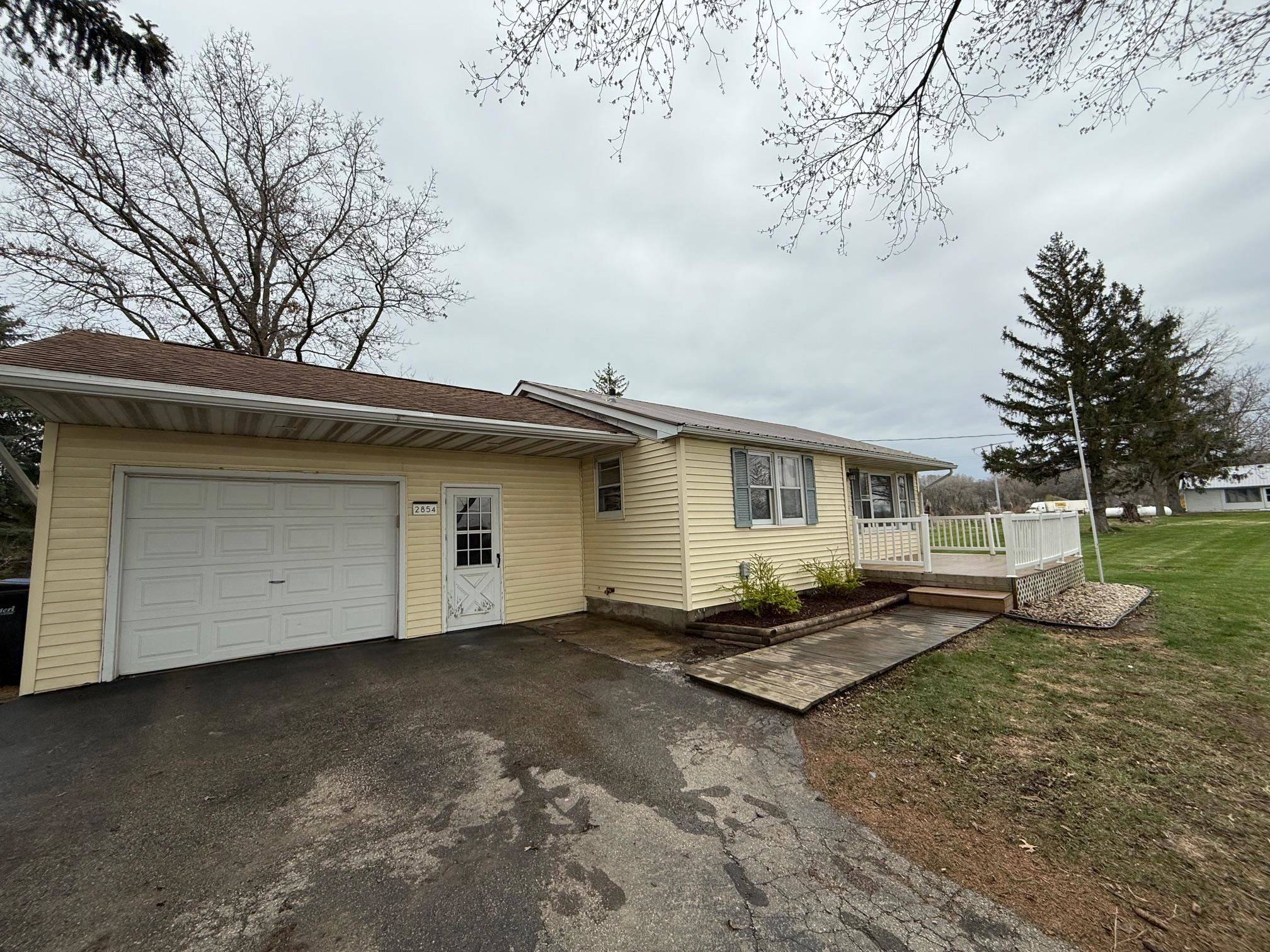 2854 Williams Drive, Stoughton, WI 53589