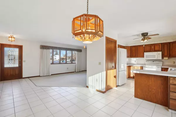 808 Presidio Drive Waunakee, WI 53597