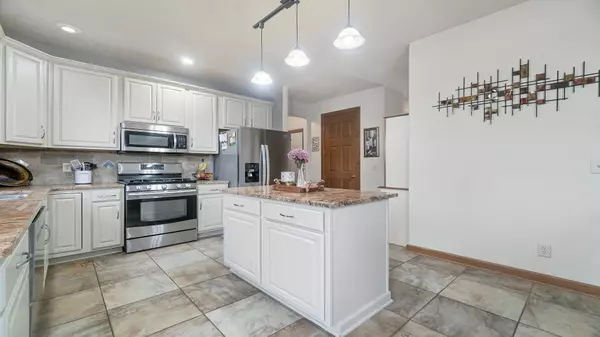 Roscoe, IL 61072,700 Elberon Way