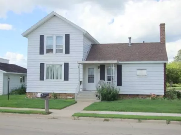 210 E Coates Avenue, Monticello, WI 53570