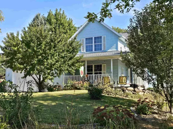 820 Hiawatha Trail, Waterloo, WI 53594